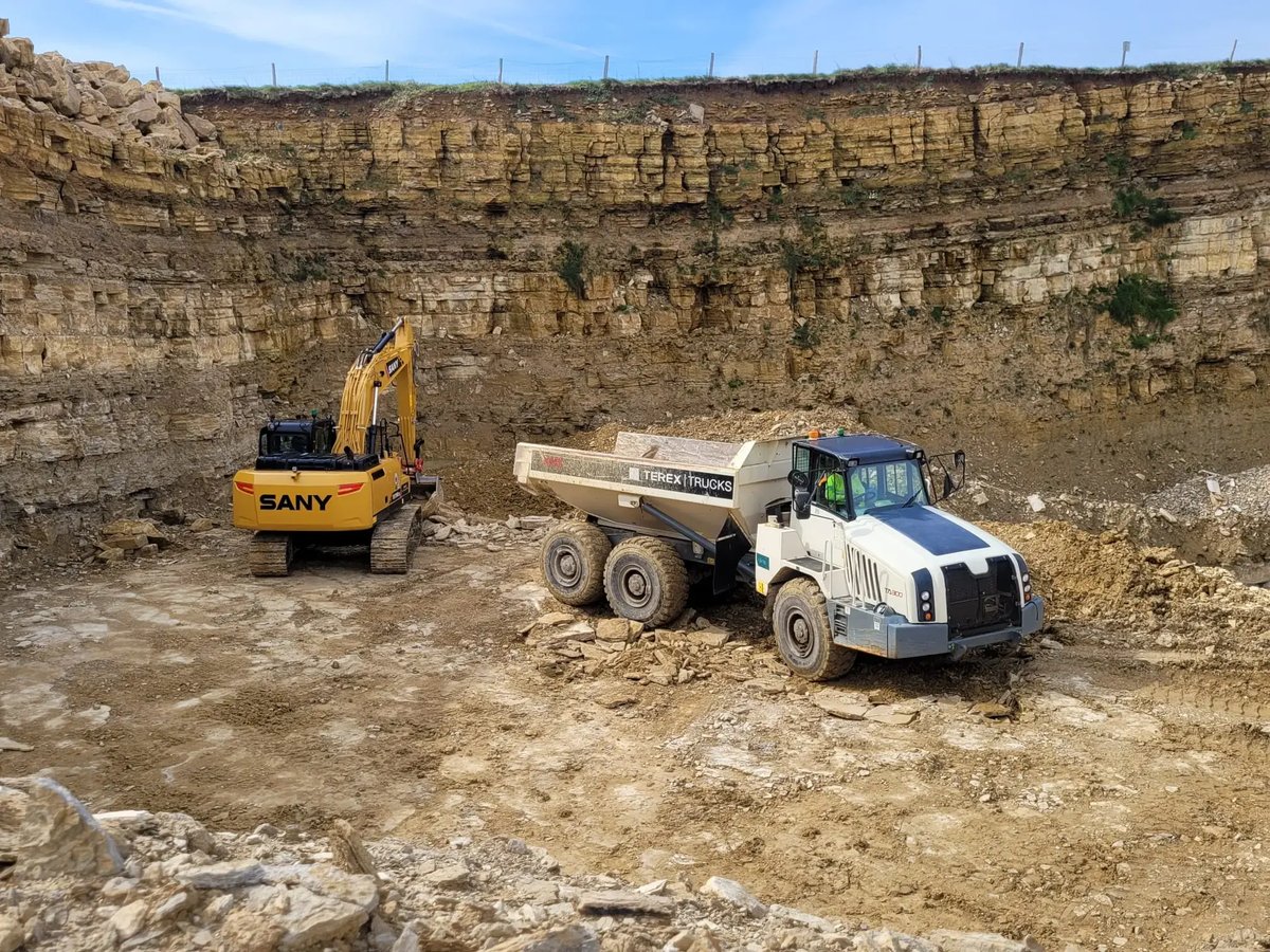 Purbeck-Quarry-Digger-Dumper